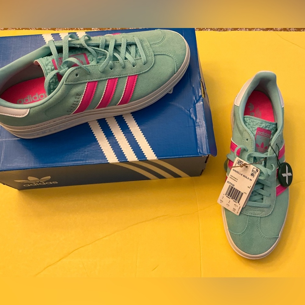 NEW in box Adidas Gazelle Bold Flash Aqua & Lucid Pink sneakers sz 10.5 11